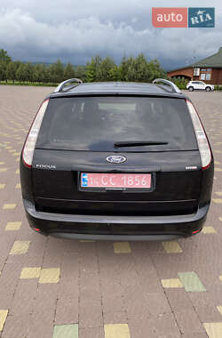 Универсал Ford Focus 2010 в 