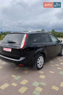 Универсал Ford Focus 2010 в 