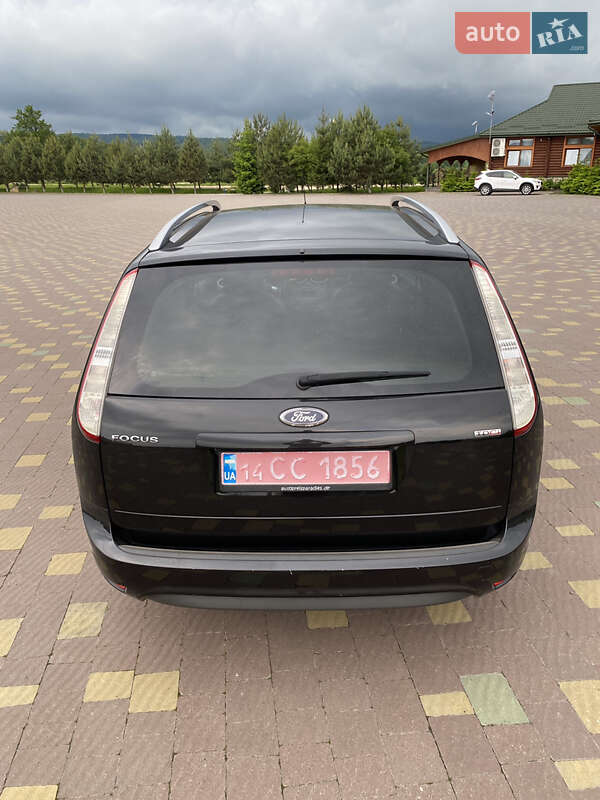 Универсал Ford Focus 2010 в Львове