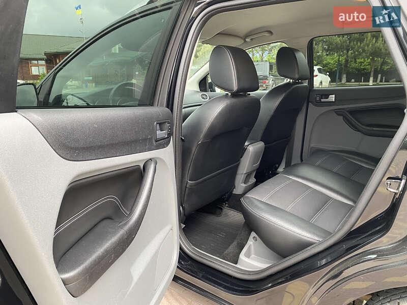 Универсал Ford Focus 2010 в Львове