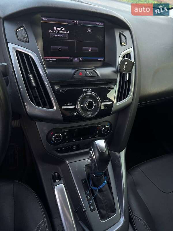 Седан Ford Focus 2012 в Киеве