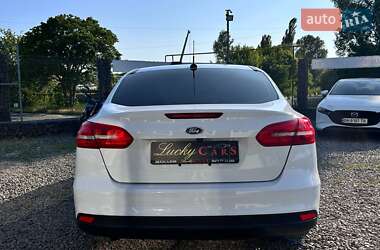 Седан Ford Focus 2016 в 
