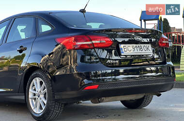 Седан Ford Focus 2016 в 