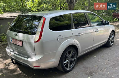 Универсал Ford Focus 2010 в 