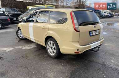 Универсал Ford Focus 2010 в 