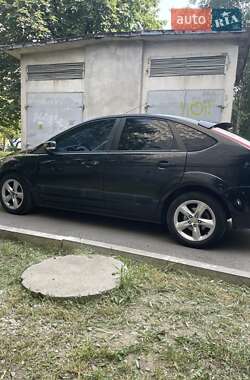 Хэтчбек Ford Focus 2009 в 