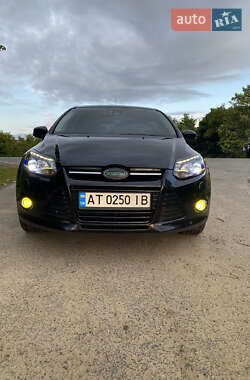 Хэтчбек Ford Focus 2012 в Галиче