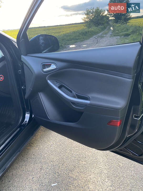 Хетчбек Ford Focus 2012 в Стрию