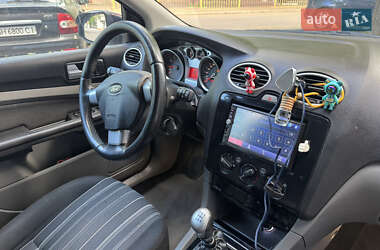 Универсал Ford Focus 2010 в 