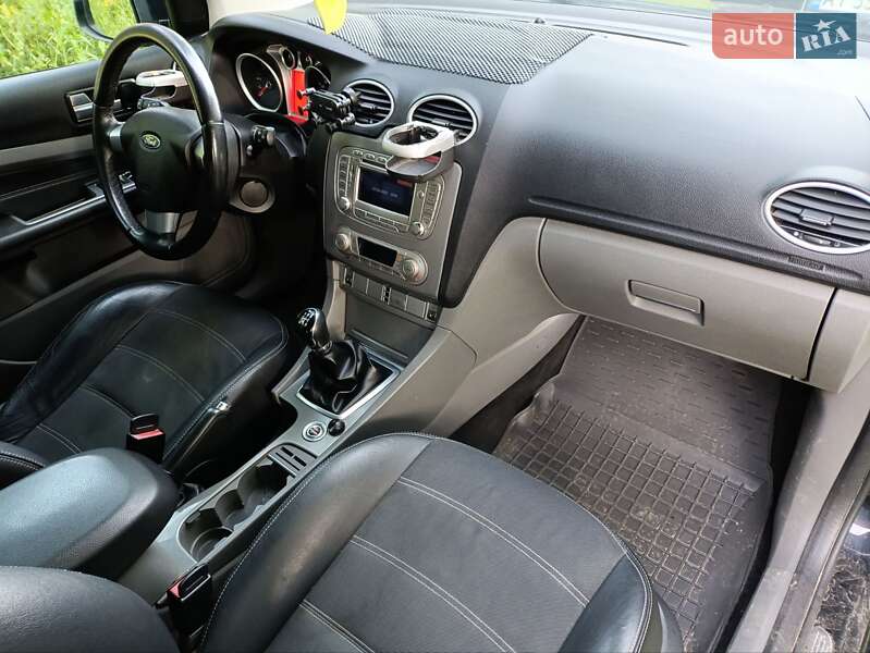 Универсал Ford Focus 2010 в Ивано-Франковске