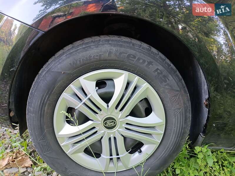 Универсал Ford Focus 2010 в Ивано-Франковске