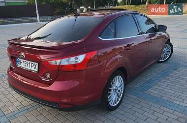 Седан Ford Focus 2013 в 
