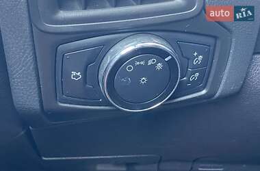 Хетчбек Ford Focus 2014 в 