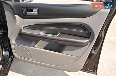 Универсал Ford Focus 2009 в 