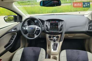Седан Ford Focus 2012 в 