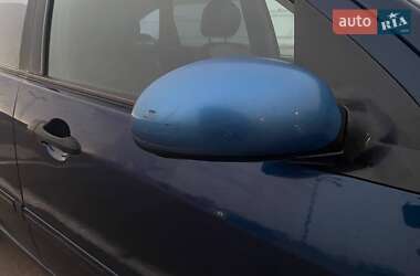 Хэтчбек Ford Focus 2002 в 