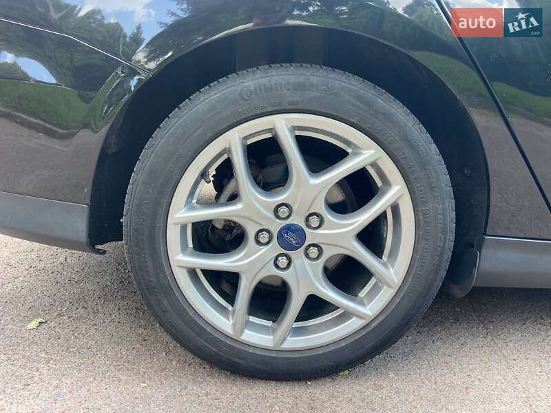Седан Ford Focus 2015 в Житомире