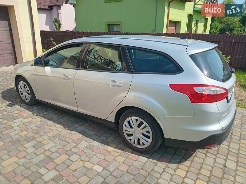 Универсал Ford Focus 2012 в Калуше