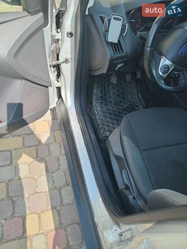 Универсал Ford Focus 2012 в Калуше