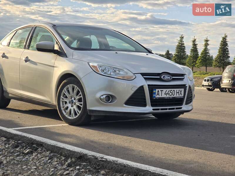 Седан Ford Focus 2012 в Ивано-Франковске