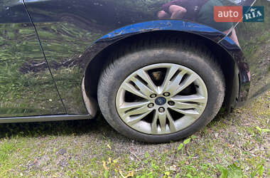 Универсал Ford Focus 2011 в 