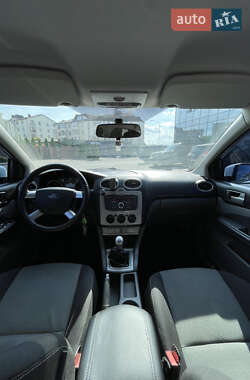 Универсал Ford Focus 2010 в 