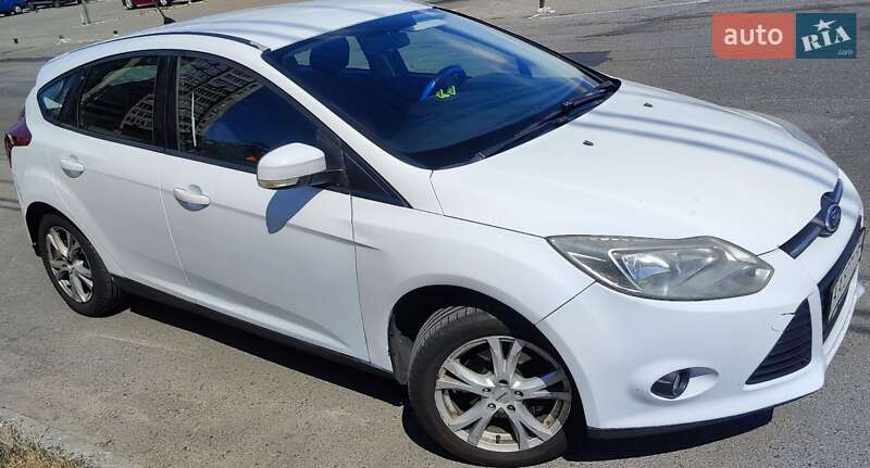 Хэтчбек Ford Focus 2012 в Киеве