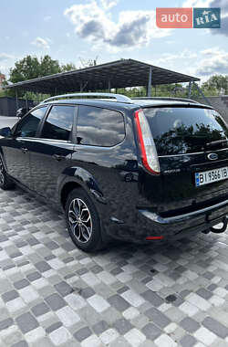 Универсал Ford Focus 2010 в 