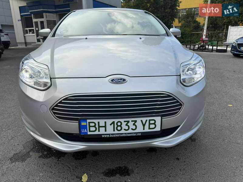 Хэтчбек Ford Focus 2013 в Одессе