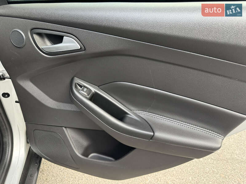 Хэтчбек Ford Focus 2013 в Одессе