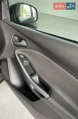 Универсал Ford Focus 2011 в 