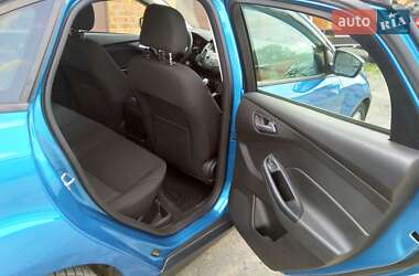 Седан Ford Focus 2016 в 