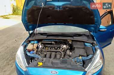 Седан Ford Focus 2016 в 