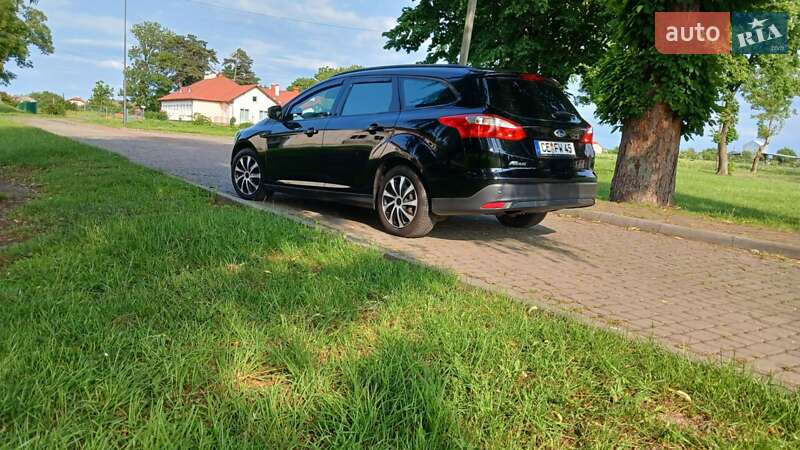 Универсал Ford Focus 2011 в Стрые