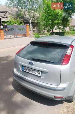 Хэтчбек Ford Focus 2007 в 