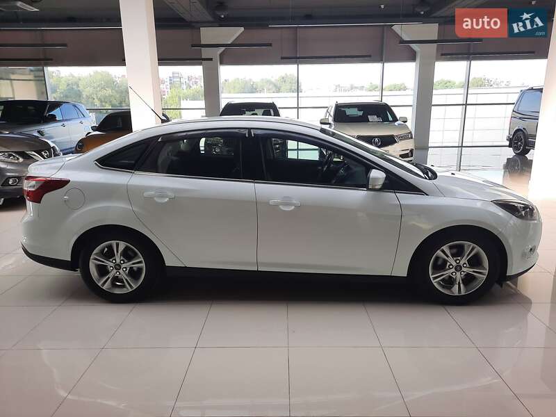 Седан Ford Focus 2013 в Хмельницькому