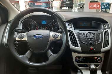 Седан Ford Focus 2013 в 