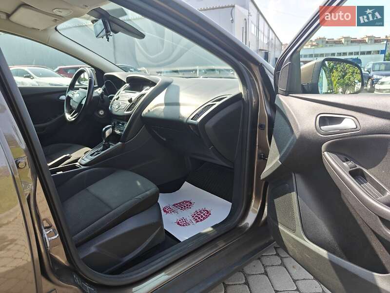 Седан Ford Focus 2017 в Львове