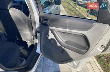 Седан Ford Focus 2011 в 