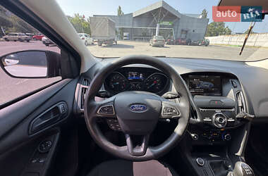 Седан Ford Focus 2017 в 