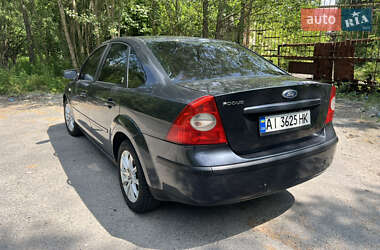 Седан Ford Focus 2006 в 