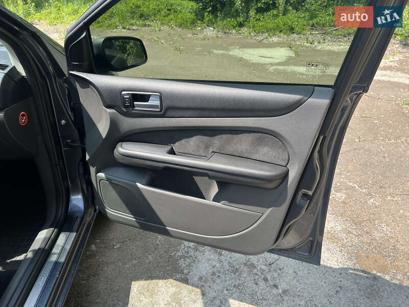 Седан Ford Focus 2006 в Броварах