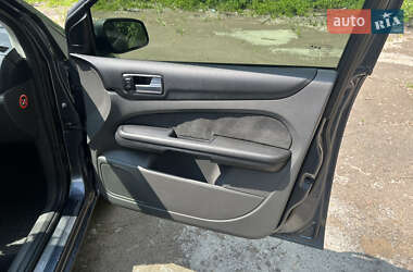 Седан Ford Focus 2006 в 