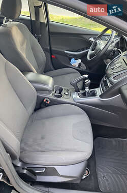 Универсал Ford Focus 2012 в 