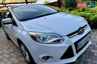 Седан Ford Focus 2012 в 