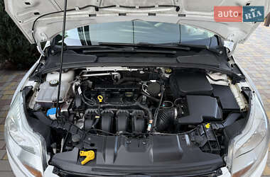 Седан Ford Focus 2012 в 