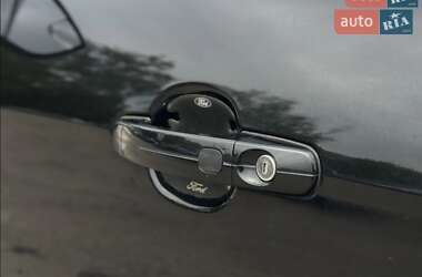 Хэтчбек Ford Focus 2014 в 