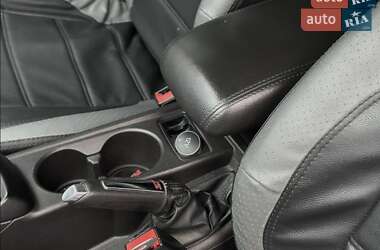 Хэтчбек Ford Focus 2014 в 