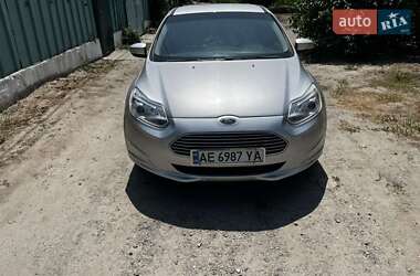 Хэтчбек Ford Focus 2013 в Днепре