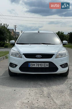 Хэтчбек Ford Focus 2010 в Сумах
